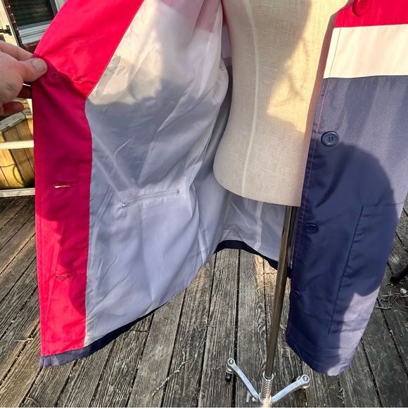 Koret Red White & Blue Color-Block 7-Pocket
Travel Rain/Wind Jacket Sz. M - Picture 11 of 16